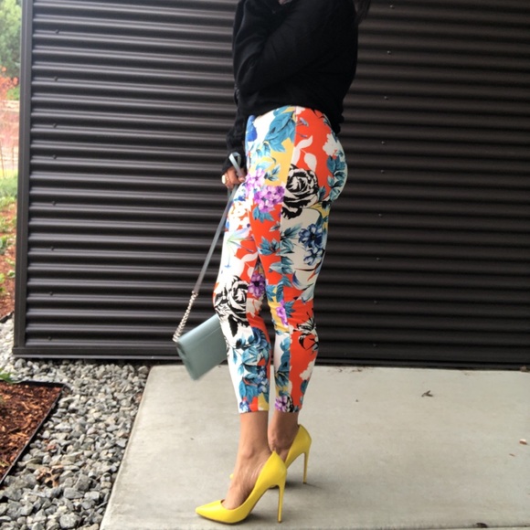 Ivory + blue multicolor floral print leggings - Picture 5 of 8